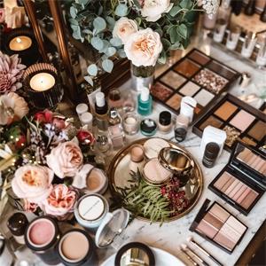 Cosmetics - مستحضرات التجميل