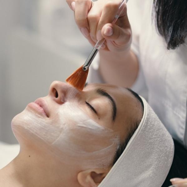 WHITENING FACIAL - ويتينينغ فاسيال